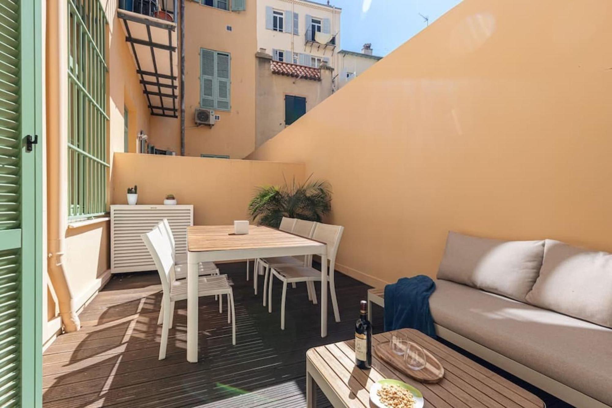 Gubernatis - Beautiful Duplex With Terrace Lejlighed Nice Eksteriør billede
